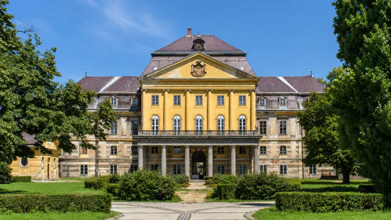A körmendi Batthyány-kastély barokk épülete a történelmi parkban – MI-vel generált illusztráció